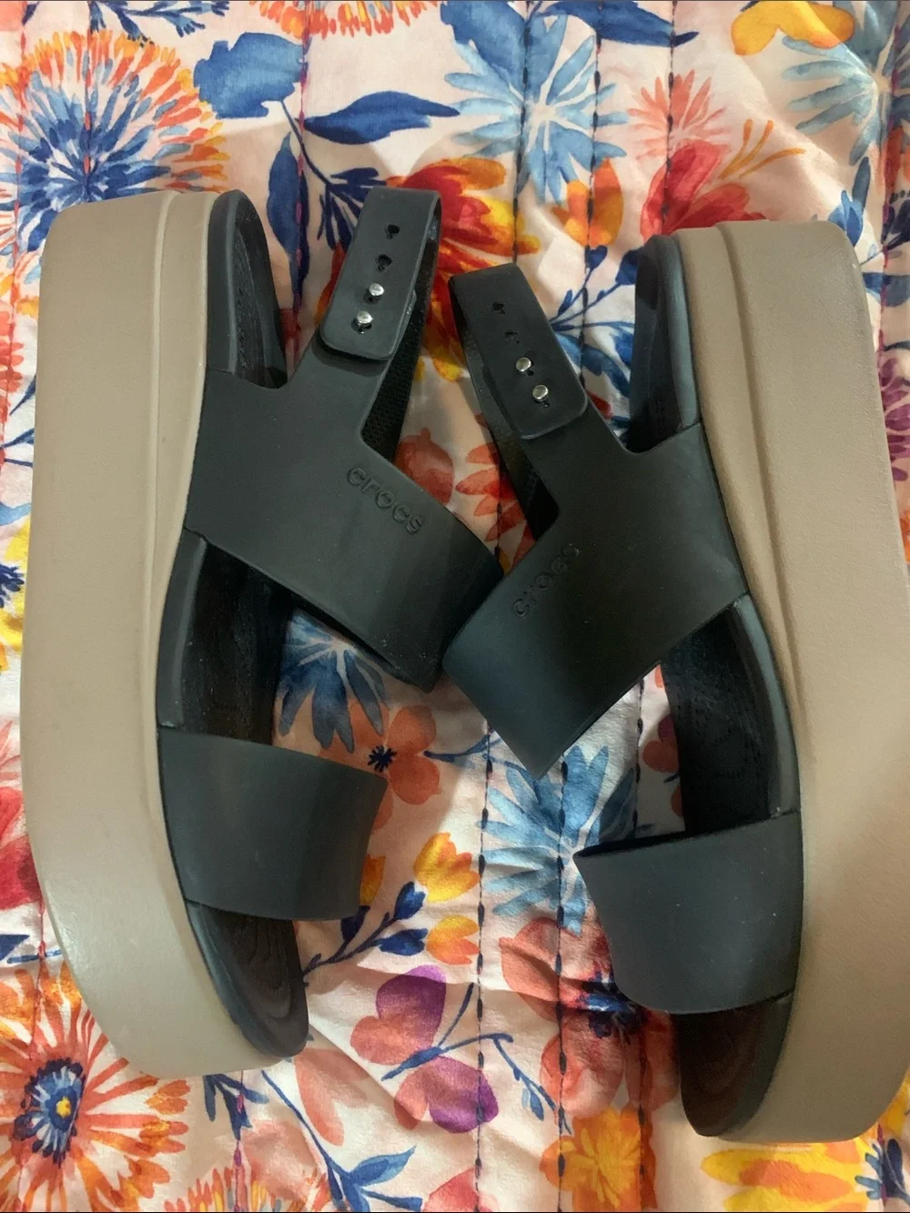 Crocs - Picture 4 of 10